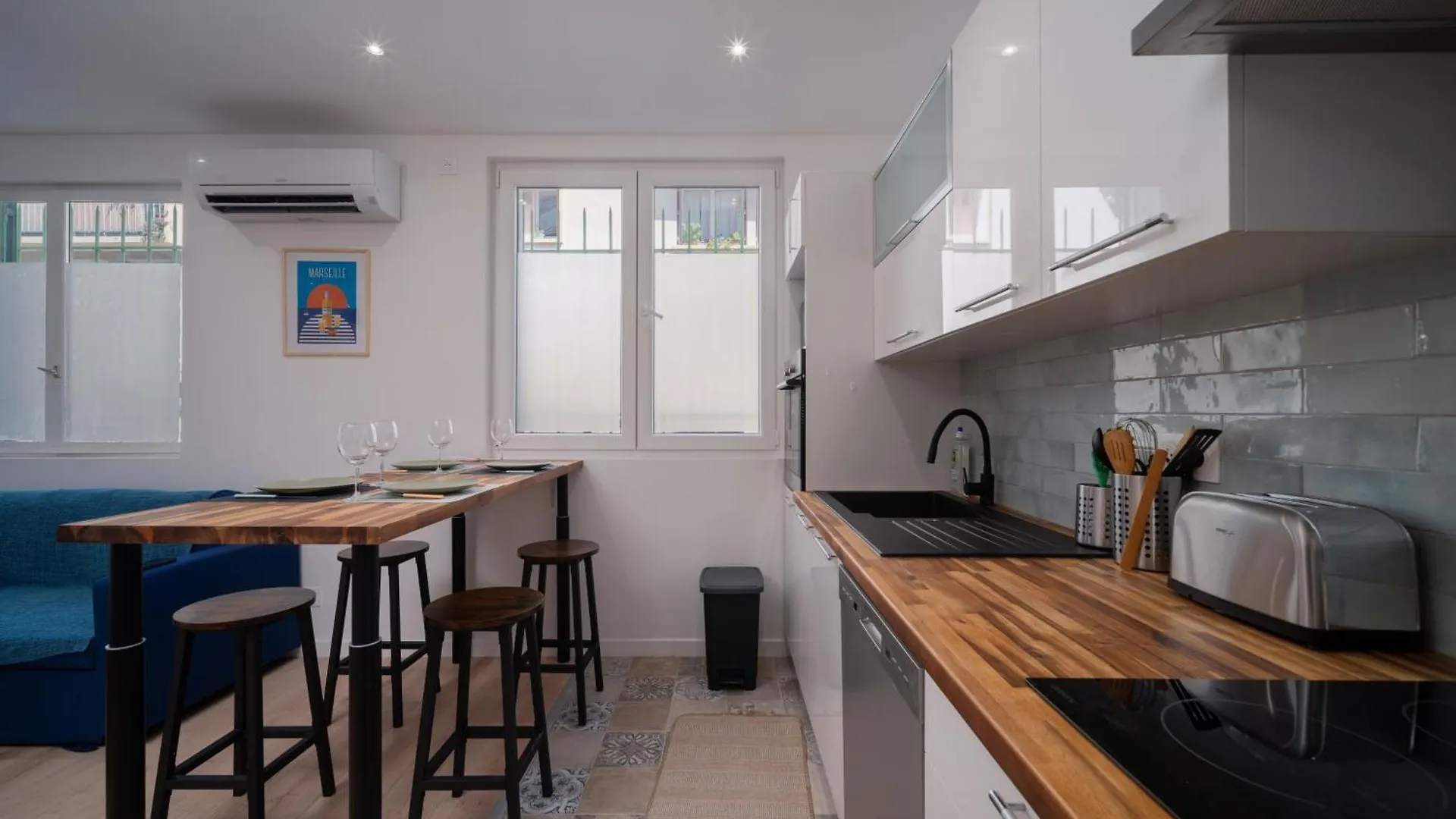 Appartement Neuf Climatise Tout Equipe 4 Personnes Gare De La Blancarde Marseille 0*,